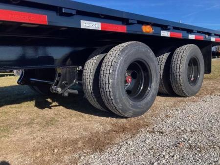 New 2026 MAXX-D 102X30 TANDEM 25K GN FULL TILT W/ HYDROJACKS, WINCH PLATE & WIRELESS REMOTE