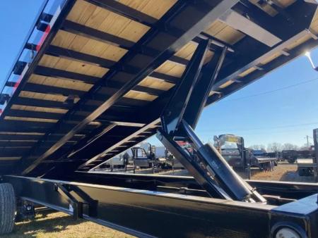 New 2026 MAXX-D 102X30 TANDEM 25K GN FULL TILT W/ HYDROJACKS, WINCH PLATE & WIRELESS REMOTE