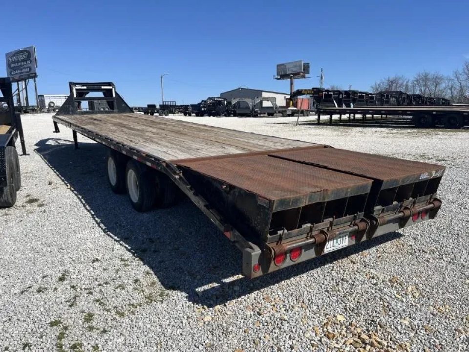 Used 2014 Load Trail 2014 102x32 24K w/ Max Ramps