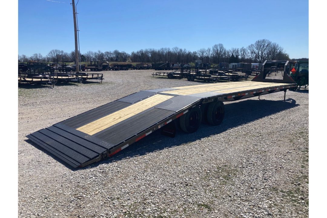 New 2026 MAXX-D 102x40 TANDEM 40K GN HYDROTAIL W/ BLACKWOOD RUNNERS, HYDROJACKS, DISC BRAKES & WIRELESS REMOTE