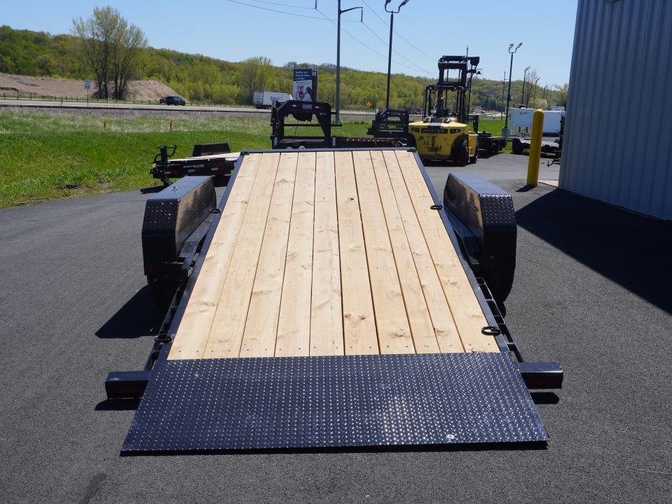 New 2026 PJ Trailers T6 82"x16ft Tilt Trailer
