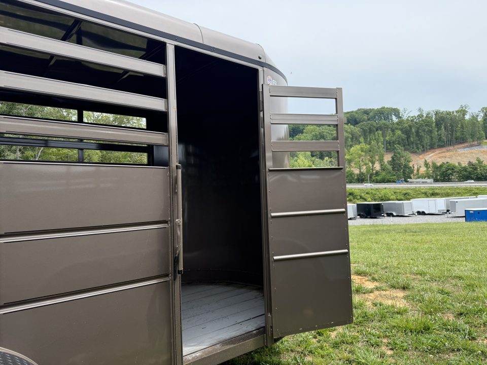 New 2026 Delta Trailers 500ES 16' 6W 7' NO MATS Stock / Stock Combo Trailer