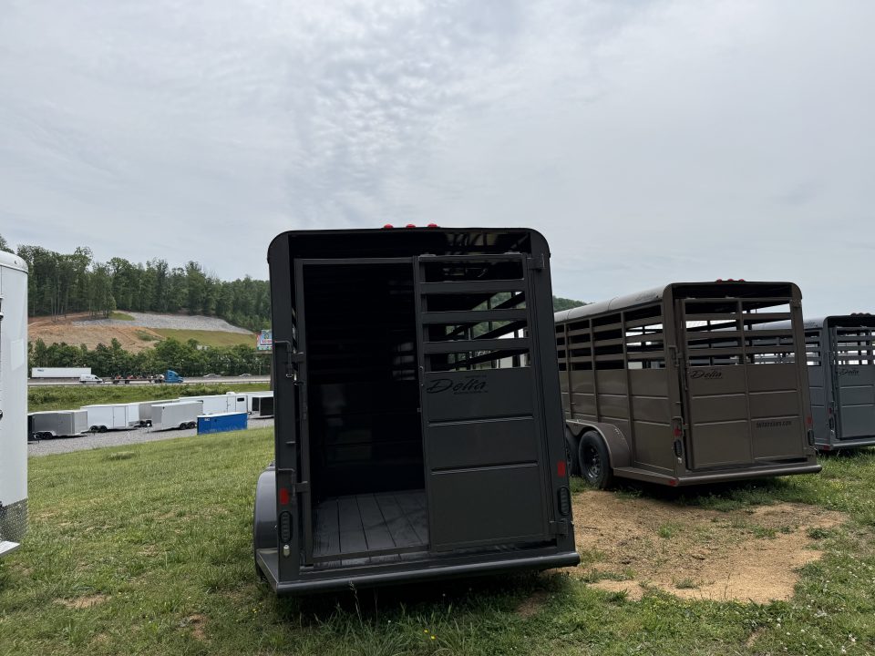 New 2026 Delta Trailers 500ES 16' 6W 7' NO MATS Stock / Stock Combo Trailer
