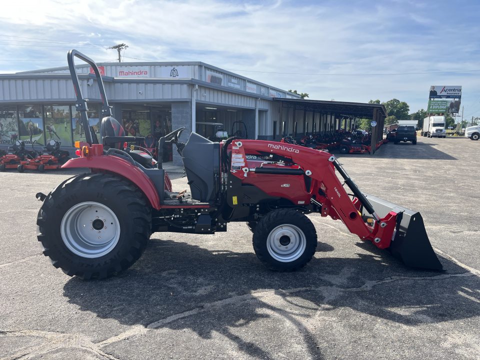 New Mahindra 1640 HST Refresh 4WD Tractor