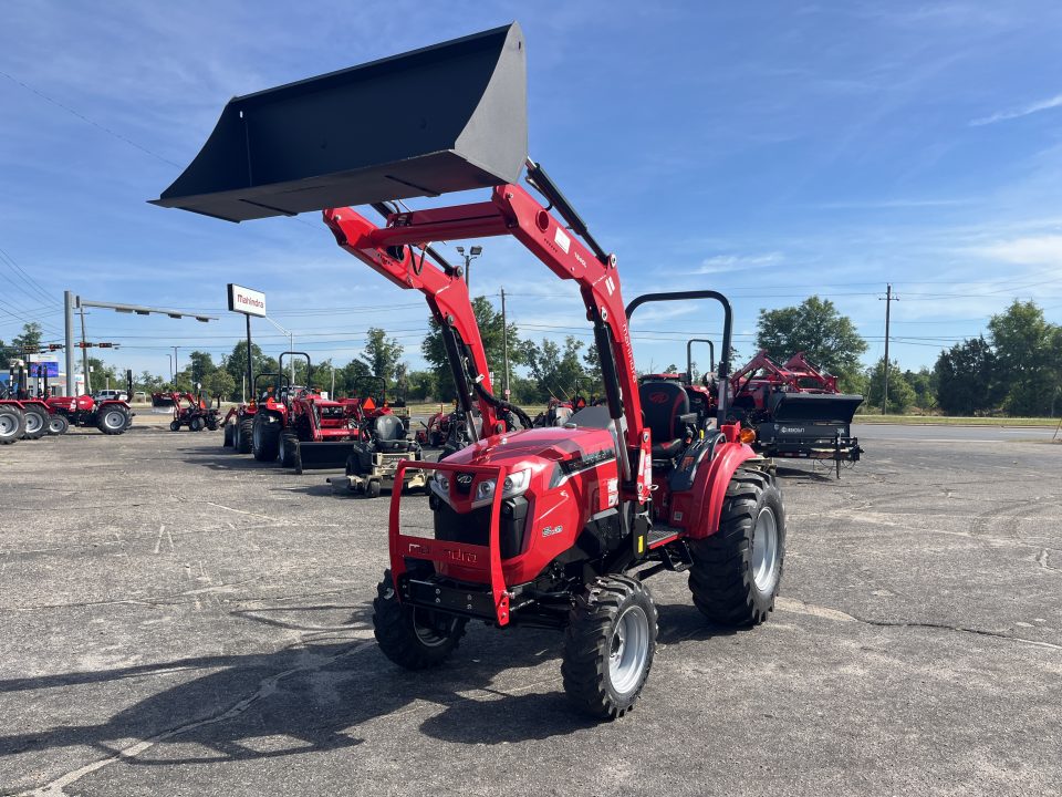 New Mahindra 1640 HST Refresh 4WD Tractor