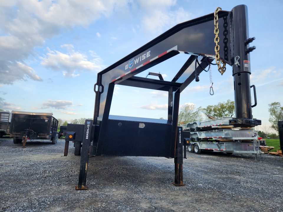 Used 2023 BWISE EDG30-16 GOOSENECK Equipment Trailer