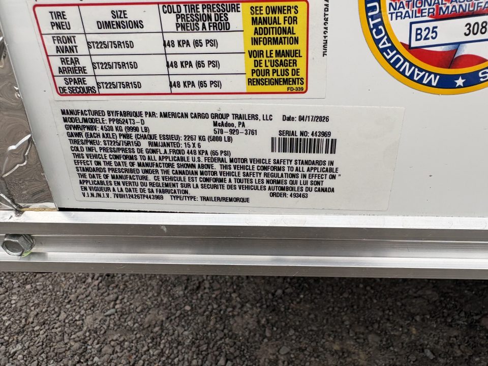 New 2026 Haulmark Passport Deluxe 8.5x24 7' Interior with Beavertail Car Hauler