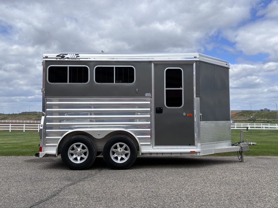 Used 2017 4-Star 2 Horse Slant Load Bumper Pull Horse Trailer