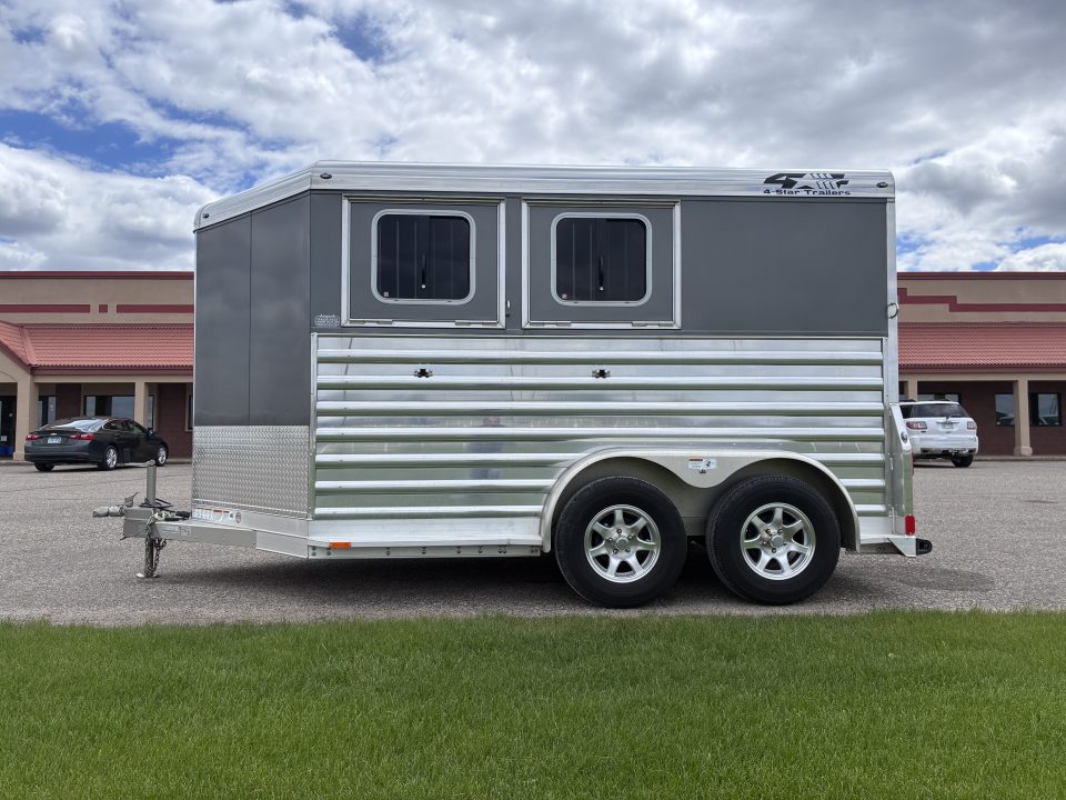 Used 2017 4-Star 2 Horse Slant Load Bumper Pull Horse Trailer