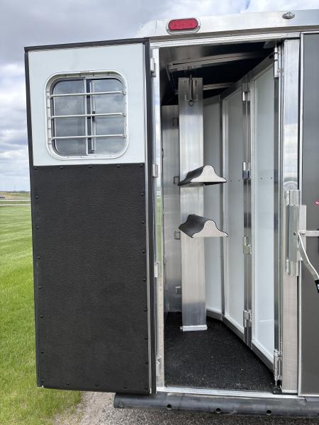 Used 2017 4-Star 2 Horse Slant Load Bumper Pull Horse Trailer