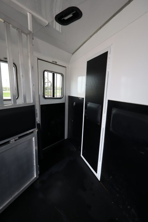 Used 2017 Bison Trailers 3 Horse LQ Trailer