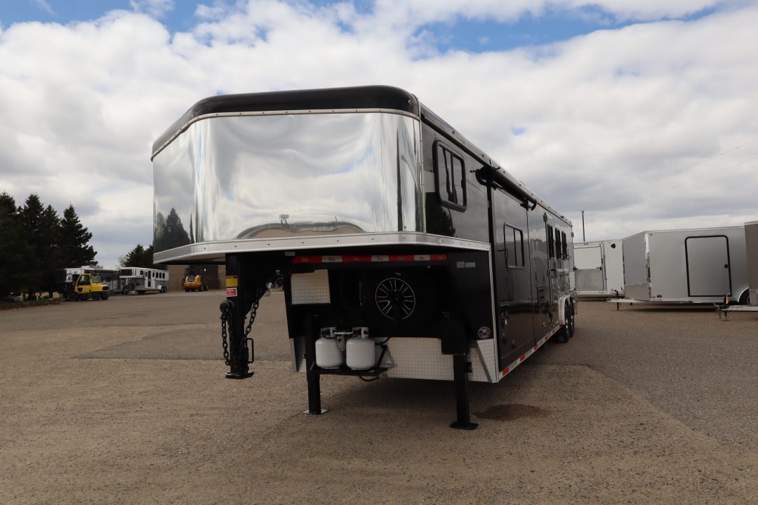 Used 2017 Bison Trailers 3 Horse LQ Trailer
