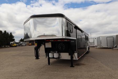 Used 2017 Bison Trailers 3 Horse LQ Trailer