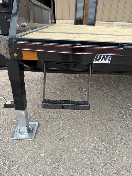 New 2026 Diamond C Trailers FMAX207 Flatbed Trailer