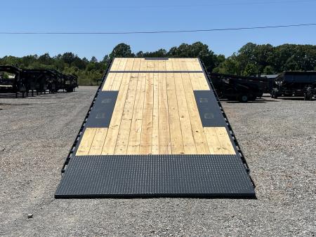 New 2026 Lamar Gooseneck Deckover Tilt | 102" x 24' 14K GVWR