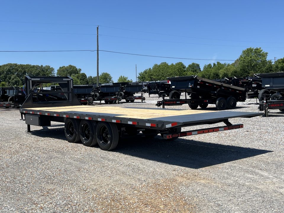 New 2026 Lamar Gooseneck Deckover Tilt | 102" x 26' 21K GVWR