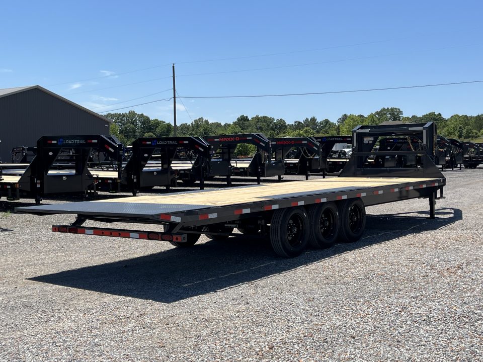 New 2026 Lamar Gooseneck Deckover Tilt | 102" x 26' 21K GVWR
