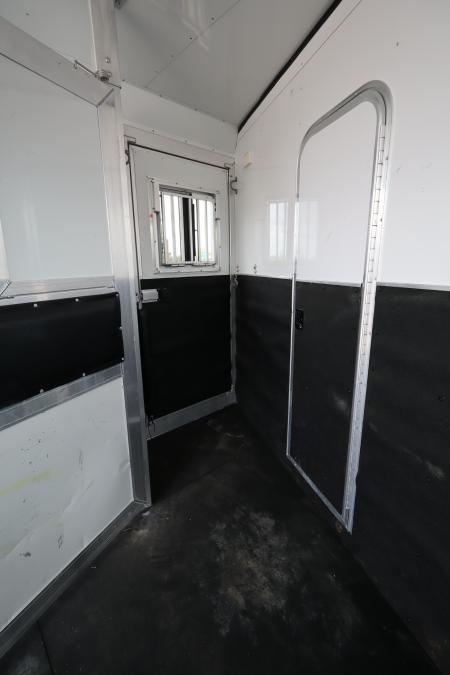 Used 2018 Sierra 3 Horse Trailer