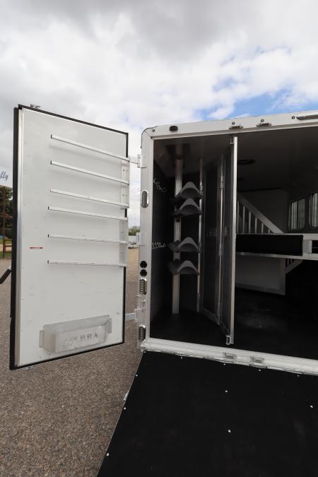 Used 2018 Sierra 3 Horse Trailer