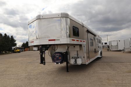 Used 2018 Sierra 3 Horse Trailer