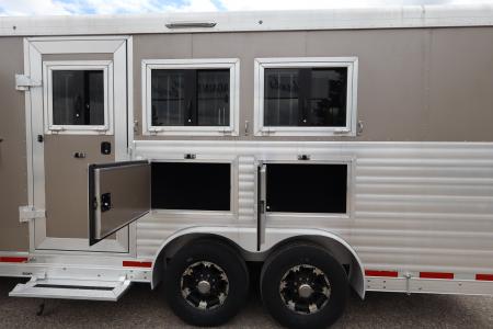 Used 2018 Sierra 3 Horse Trailer