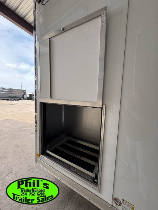 New 2026 Continental Cargo 8.5X24 RACE TRAILER Car / Racing Trailer