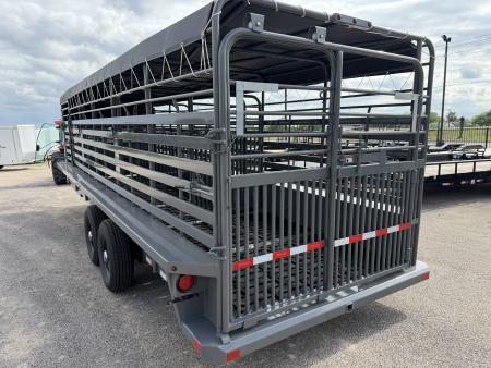 New 2026 Delco Trailers 6.8x24ft Gooseneck Livestock Trailer
