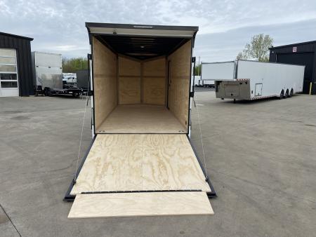 New United UJ-7X16 Enclosed Trailer