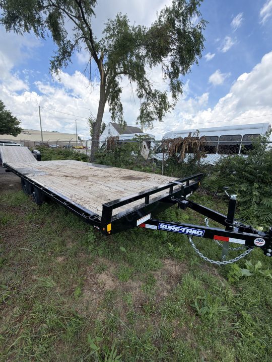 New 2026 Sure-Trac 8.5 X 20 Low Profile Deckover Flatbed 10K