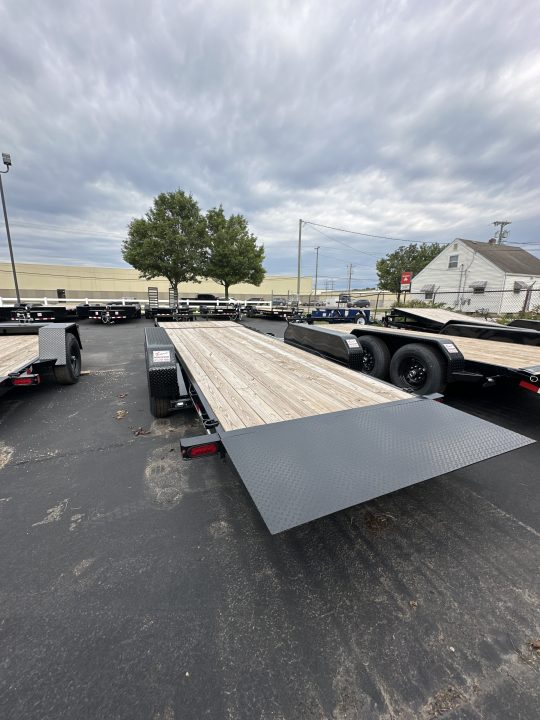 New 2026 Sure-Trac 7 X 22 (18 + 4) Tilt Bed Equipment 14K