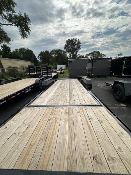 New 2026 Sure-Trac 7 X 22 (18 + 4) Tilt Bed Equipment 14K