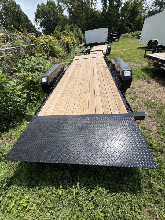 New 2026 Sure-Trac 7 X 22 (18 + 4) Tilt Bed Equipment 14K