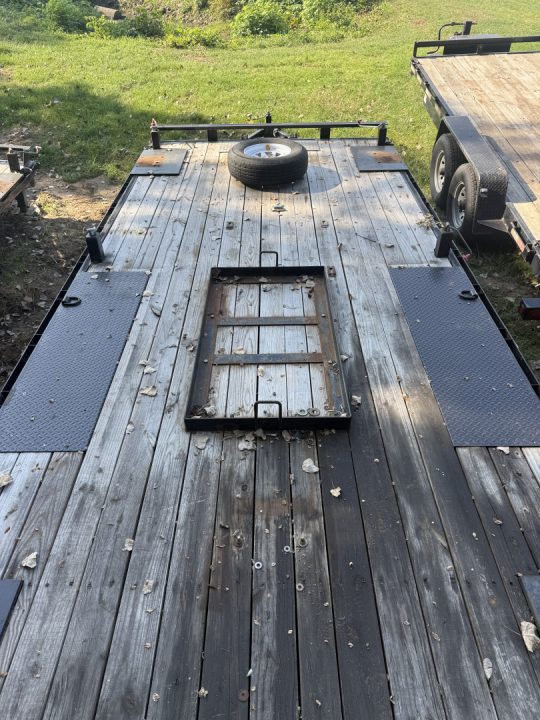 Used 2014 Sure-Trac 8.5 x 20 Low Profile Deckover Flatbed 10K