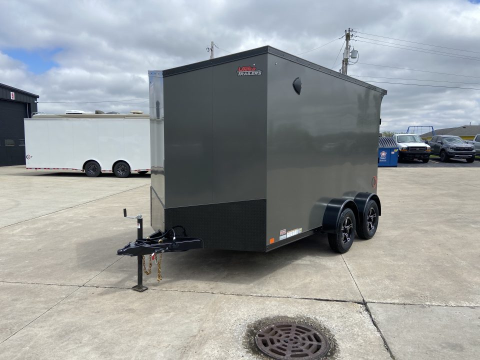 New United UJ-7X12 Enclosed Trailer