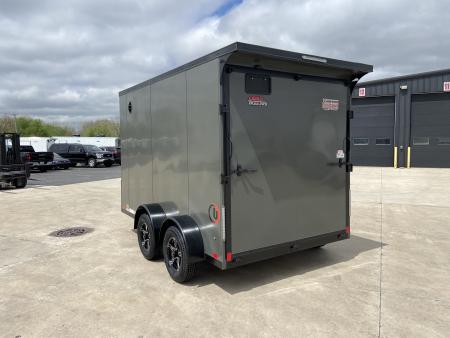 New United UJ-7X12 Enclosed Trailer
