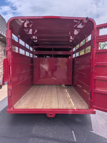 New 2026 CornPro SB-16 6S Livestock Trailer