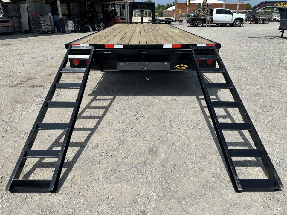 New 2026 Road Boss 25' Tandem Dual Gooseneck Flatbed Equipment Trailer