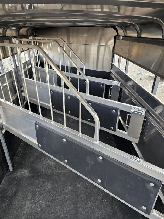 New 2026 Maverick 4 Horse Gooseneck Horse Trailer