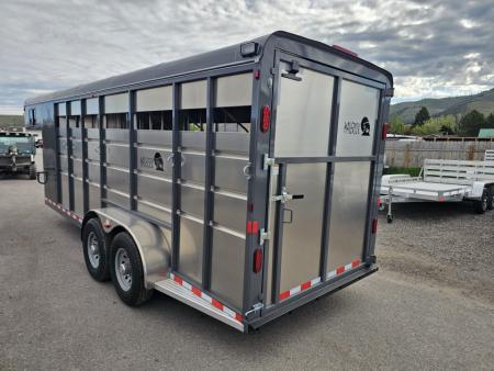 New 2026 Maverick 4 Horse Gooseneck Horse Trailer