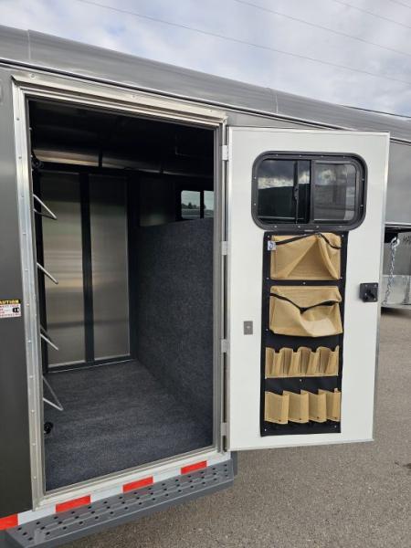 New 2026 Maverick 4 Horse Gooseneck Horse Trailer