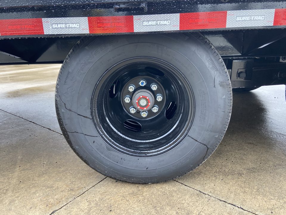 New Sure-Trac 8.5X25(20+5)hd Equipment Trailer