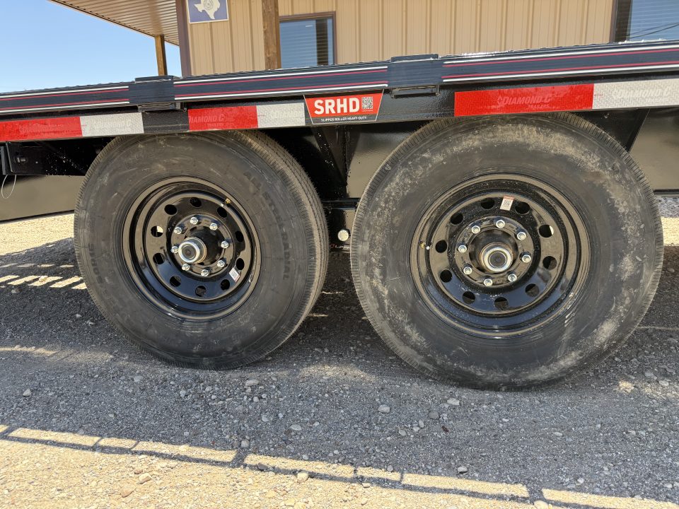 New 2026 Diamond C Trailers FMAX207 Flatbed Trailer