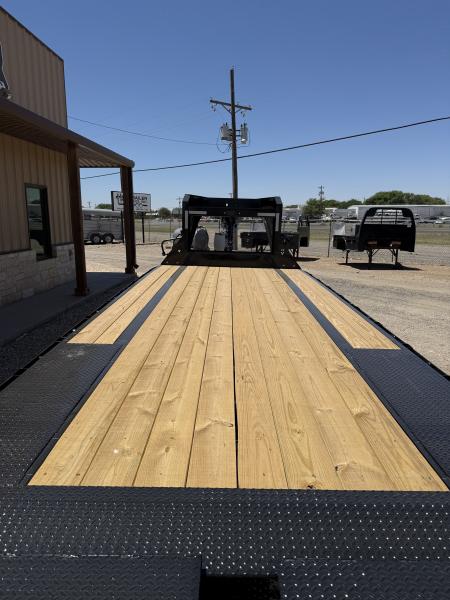 New 2026 Diamond C Trailers FMAX207 Flatbed Trailer