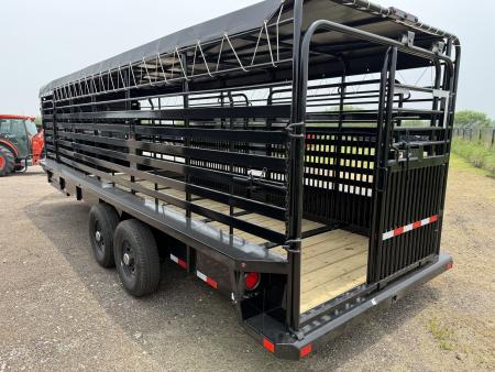 New 2026 Delco Trailers 6.8x24ft Gooseneck Livestock Trailer