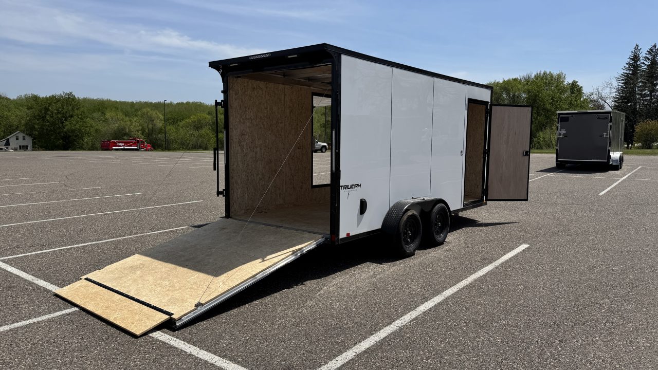 2026 Formula Trailers photo 4