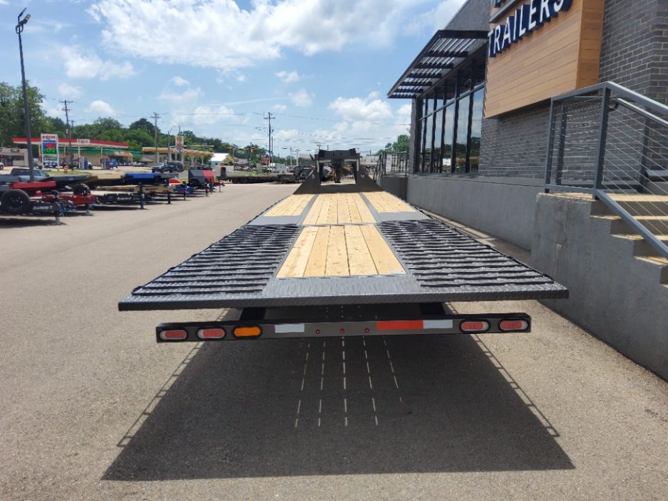 New 2026 Diamond C Trailers FMAX216HDT Flatbed Trailer