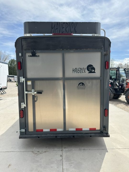 Used 2025 Maverick 3 Horse Slant