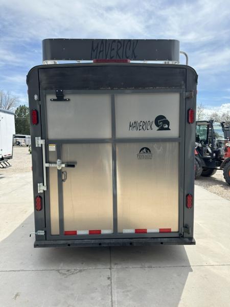 Used 2025 Maverick 3 Horse Slant