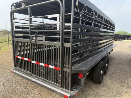 New 2026 Delco Trailers 6.8x20ft Gooseneck Livestock Trailer
