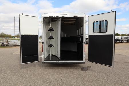 Used 2019 Bison 3 Horse LQ Trailer